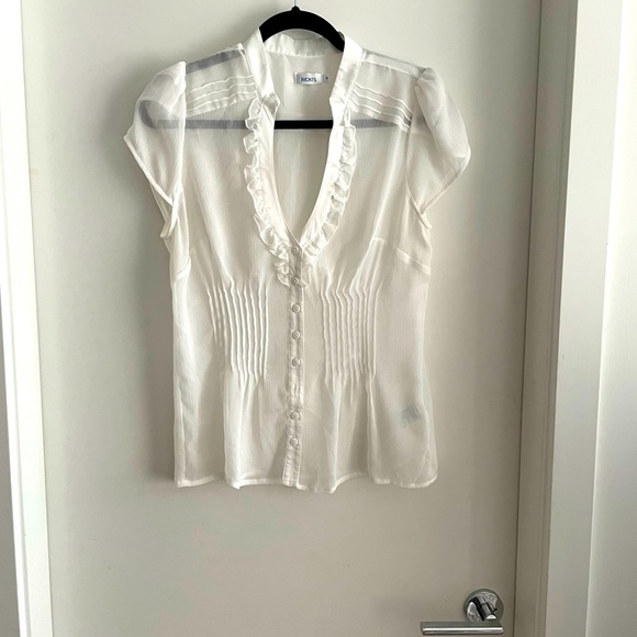 NWOT- Sheer off white , size M , Short Sleeve Top - Picture 2 of 10